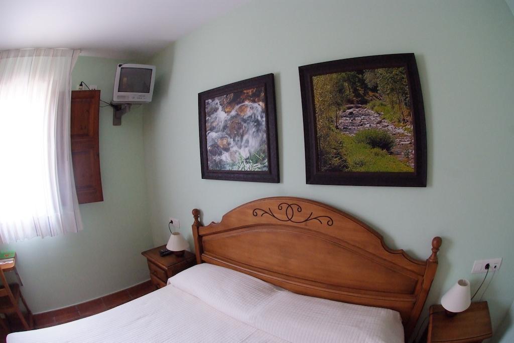 Hotel Casa Duaner Guardiola de Bergueda Rum bild